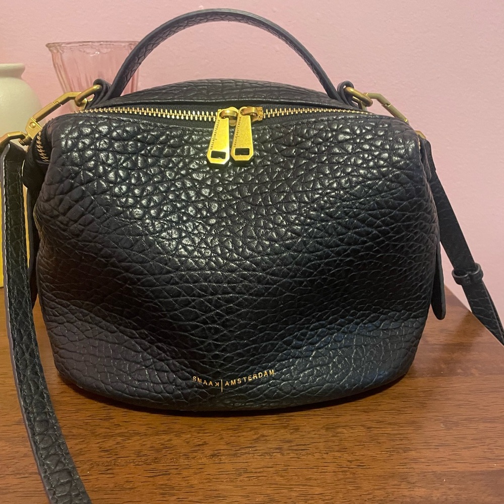 Smaak Amsterdam black leather Abby crossbody